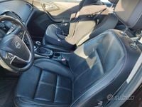 Usata Opel Astra 140 CV (102 kW) 2015 Berlina