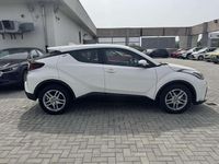Usata Toyota C-HR Active 122 CV (89 kW) 2023 Bianco SUV