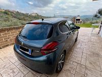 Usata Peugeot 208 Allure 82 CV (60 kW) 2016 Grigio Utilitaria