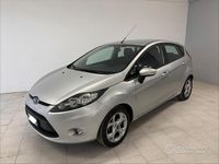 Usata Ford Fiesta Titanium 60 CV (44 kW) 2012 Grigio Utilitaria