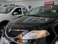Usata Lancia Ypsilon Platinum 69 CV (50 kW) 2018 Nero Utilitaria