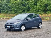 Usata Ford Fiesta Titanium 68 CV (50 kW) 2011 Grigio Berlina