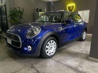 Usata Mini ONE 75 CV (55 kW) 2020 Blu/azzurro Utilitaria