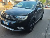 Usata Dacia Sandero 90 CV (66 kW) 2017 Nero Berlina
