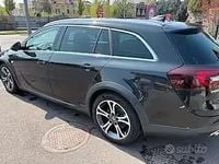 Usata Opel Insignia 170 CV (125 kW) 2016 Nero Station wagon