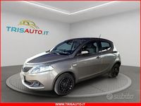 Usata Lancia Ypsilon Silver 71 CV (52 kW) 2022 Grigio Utilitaria