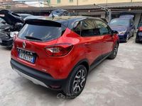Usata Renault Captur 90 CV (66 kW) 2017 Rosso SUV