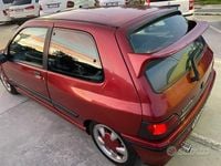 Usata Renault Clio 137 CV (100 kW) 1994 Rosso Utilitaria