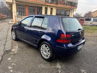 Usata VW Golf 105 CV (77 kW) 2002 Blu Berlina