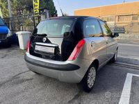 Usata Lancia Ypsilon 77 CV (56 kW) 2007 Grigio Utilitaria