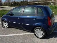 Usata Lancia Musa 101 CV (74 kW) 2007 Blu/azzurro Monovolume