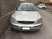 Usata Ford Mondeo 131 CV (96 kW) 2002 Grigio Station wagon