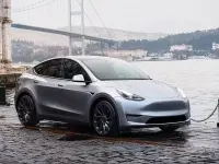 Usata Tesla Model Y Performance 185 kW (252 CV) 2023 Grigio SUV