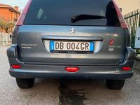 Usata Peugeot 206 88 CV (64 kW) 2005 Grigio Station wagon