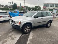 Usata Volvo XC90 185 CV (136 kW) 2005 Grigio SUV