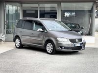 Usata VW Touran 170 CV (125 kW) 2008 Argento Monovolume