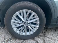 Usata VW T-Roc 116 CV (85 kW) 2019 Grigio SUV