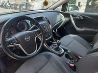 Usata Opel Astra Cosmo 110 CV (80 kW) 2013 Bianco Station wagon
