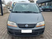 Usata Fiat Idea Active 95 CV (69 kW) 2004 Grigio Monovolume