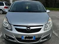 Usata Opel Corsa Club 86 CV (63 kW) 2010 Argento Utilitaria