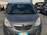 Usata Opel Meriva Cosmo 101 CV (74 kW) 2011 Grigio Monovolume