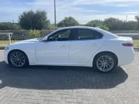 Usata Alfa Romeo Giulia 150 CV (110 kW) 2017 Bianco Berlina