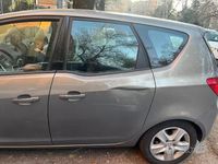 Usata Opel Meriva S 120 CV (88 kW) 2014 Grigio Monovolume