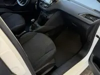 Usata Peugeot 208 102 CV (75 kW) 2019 Bianco Utilitaria
