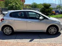 Usata Peugeot 208 Allure 82 CV (60 kW) 2017 Argento Utilitaria