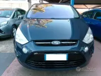 Usata Ford S-MAX Titanium 163 CV (119 kW) 2013 Blu Monovolume