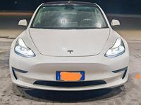 Begagnad Tesla Model 3 Performance 461 kW (627 HK) 2021 Vit Sedan