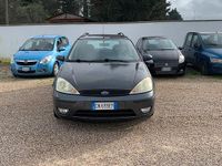 Usata Ford Focus 116 CV (85 kW) 2001 Grigio Station wagon