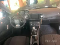 Usata Peugeot 308 116 CV (85 kW) 2014 Bianco Utilitaria