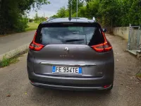 Usata Renault Grand Scénic IV Intens 110 CV (80 kW) 2017 Blu/azzurro Monovolume