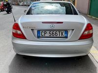 Usata Mercedes SLK200 163 CV (119 kW) 2005 Grigio Cabrio