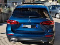 Usata Mercedes B180 116 CV (85 kW) 2019 Blu Utilitaria