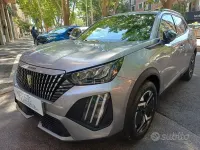Usata Peugeot 2008 Allure 101 CV (74 kW) 2025 Grigio SUV