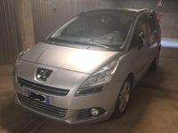 Usata Peugeot 5008 156 CV (114 kW) 2010 Grigio Monovolume