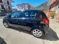 Usata Opel Corsa Cosmo 95 CV (69 kW) 2011 Nero Utilitaria