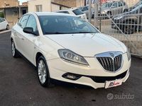 Begagnad Lancia Delta S 120 HK (88 kW) 2011 Vit Halvkombi