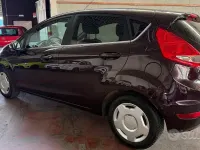 Usata Ford Fiesta Titanium 92 CV (67 kW) 2010 Marrone Berlina