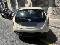 Usata Lancia Delta 120 CV (88 kW) 2009 Utilitaria