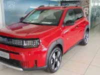 Nuova Fiat Grande Panda La Prima 110 CV (80 kW) 2025 Rosso Utilitaria