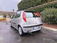 Usata Fiat Punto 80 CV (58 kW) 2002 Utilitaria