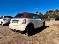 Usata Mini Cooper Cabriolet 120 CV (88 kW) 2009 Beige Cabrio