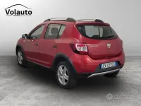 Usata Dacia Sandero Prestige 90 CV (66 kW) 2014 Rosso SUV
