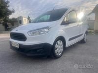 Usata Ford Tourneo Courier 75 CV (55 kW) 2016 Bianco Monovolume