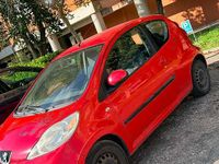 Usata Peugeot 107 68 CV (50 kW) 2007 Rosso Utilitaria