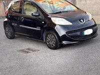 Usata Peugeot 107 68 CV (50 kW) 2007 Nero Utilitaria
