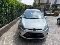 Usata Ford Fiesta Titanium 60 CV (44 kW) 2011 Grigio Berlina